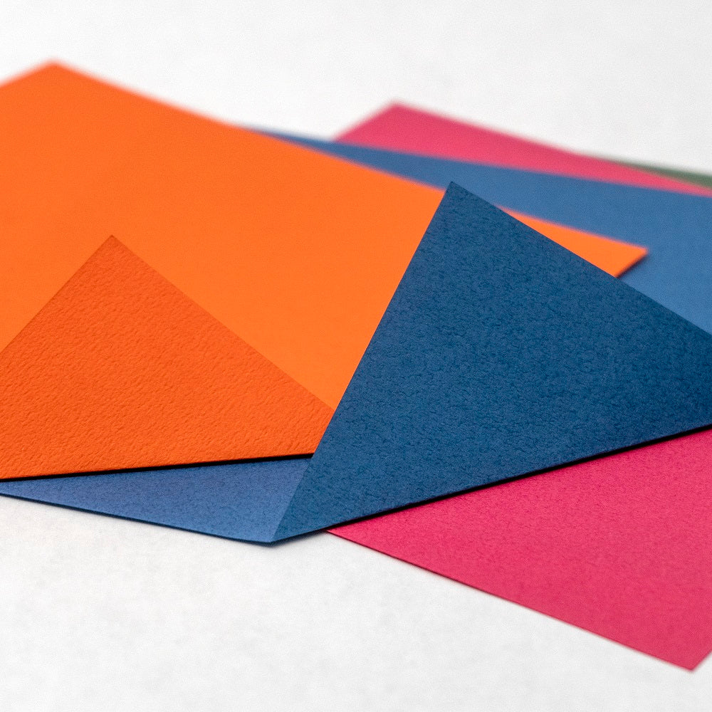 TANT ジャンボサイズ 35cm 和紙折り紙 両面 50枚
色彩豊かで上質な紙　タント紙　一段上の作品作りに！
